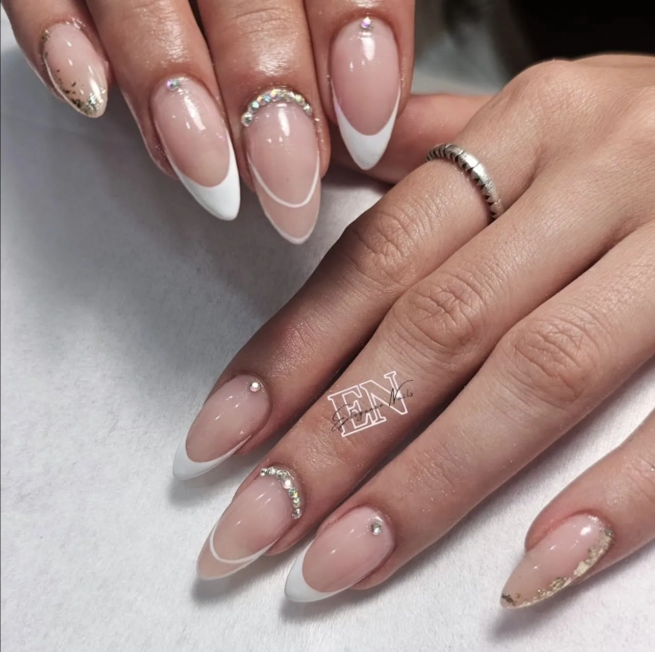 Uñas acrílicas y gel realizadas en Elegance Nails Elche